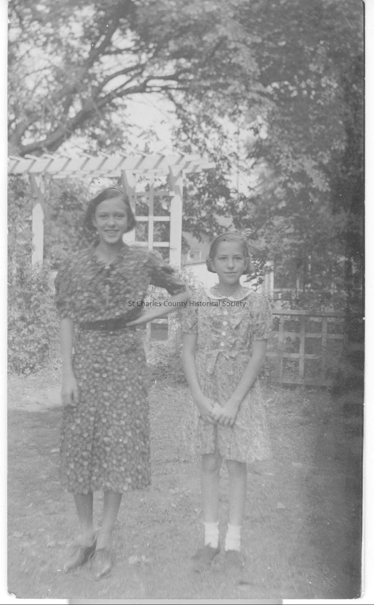 Copyright: St. Charles County Historical Society; Origsize: 6 1/2  x 4 1/4; Origformat: Print-Photographic