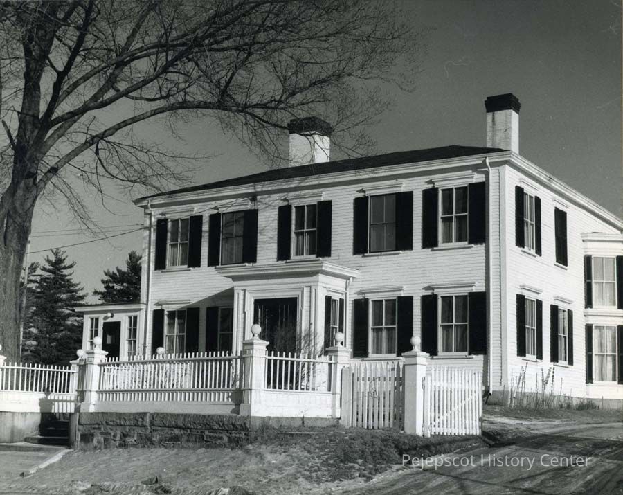 Adaptation and Resistance: Monumental Change