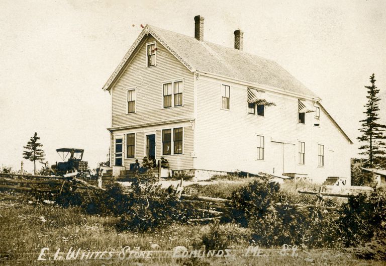         E.I. White's Company Store on the South Edmunds Road; When E.I. White's Mill burned in 1908, the store was sold to a group of South Edmunds residents for use as a Methodist church building in 1912.
   