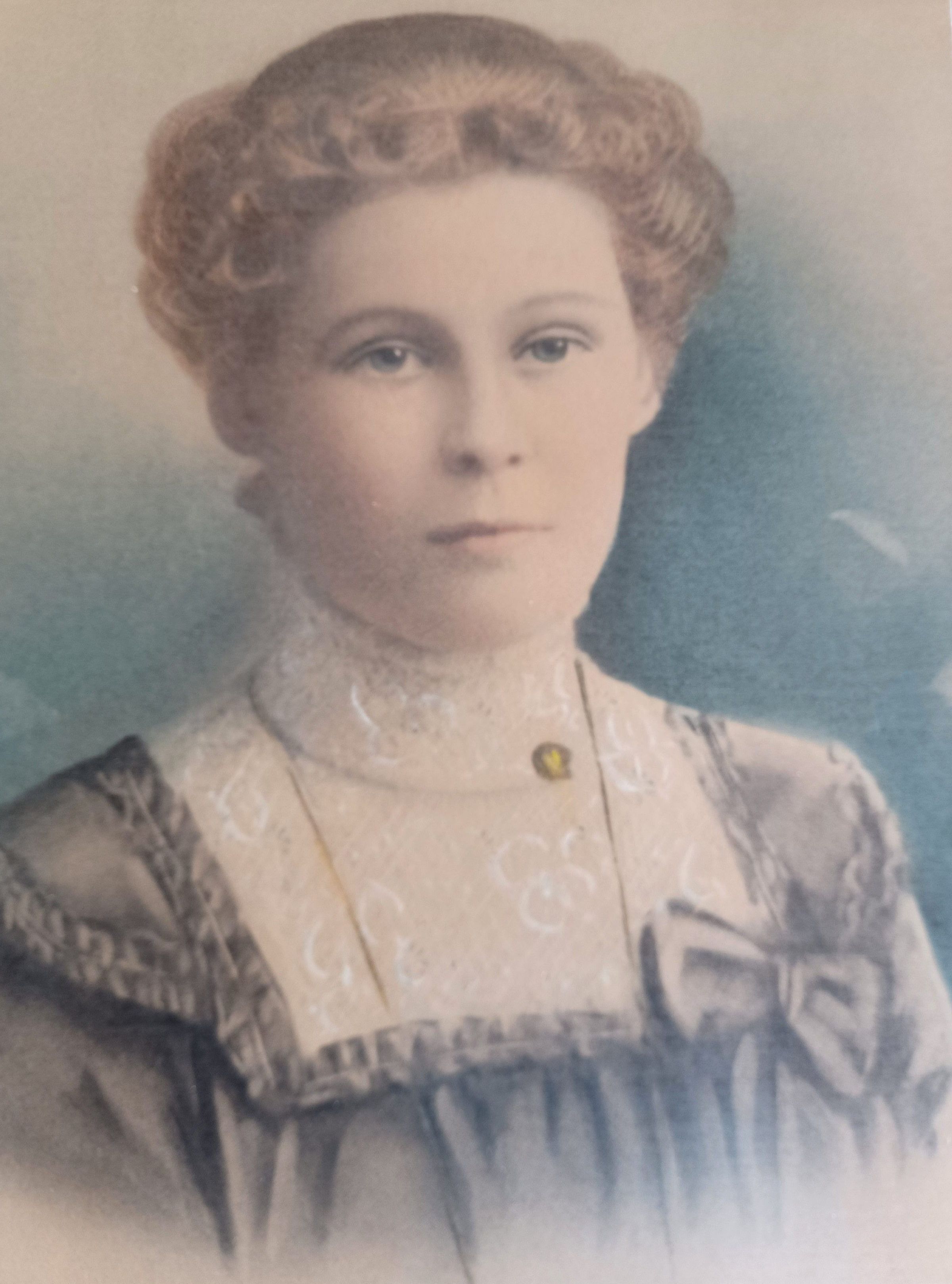 Portrait of an Unknown Woman picture number 1