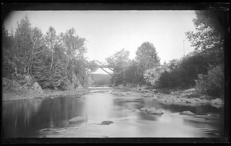          Dennys River Near the Falls Bridge picture number 1
   