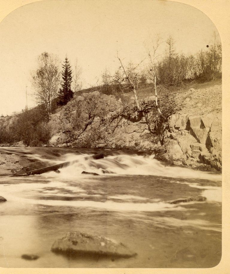          Flat Rock Falls on the Dennys River, c. 1885; Photograph by Dr. John P. Sheahan of Edmunds, courtesy of The Tides Institute, Eastport, Maine
   