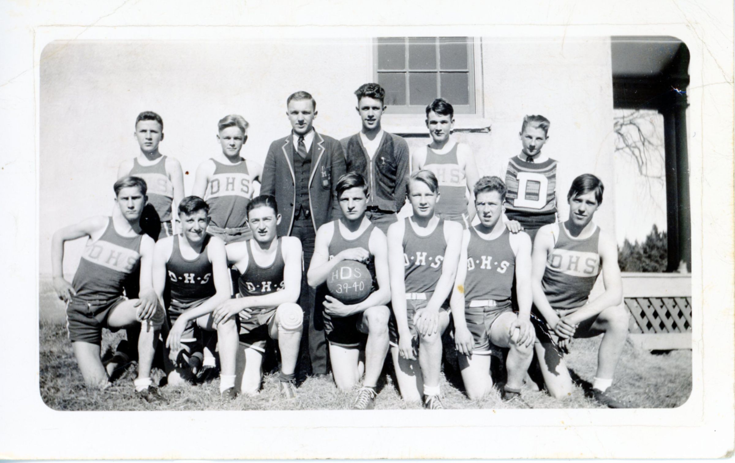 Back row L - R: Ward Jones, Fletcher Brown, Leroy Derby (coach and teacher),
Gordan Bell, Gerald Peters and Leroy Marshall.