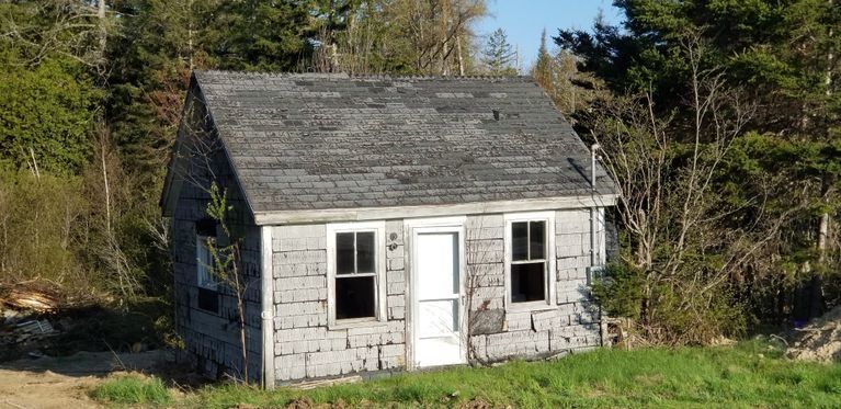          Hawkes Cottage; View of the diminutive Hawkes cottage on U.S. Route 1 in Dennysville, Maine
   