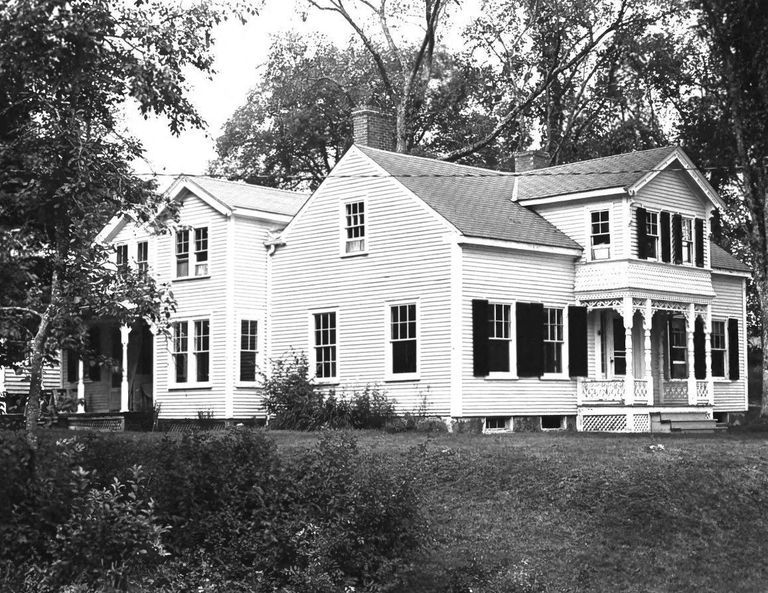          Edwin Gardner House on Water Street, Dennysville, Maine; Photograph by Frank Beard for the Maine Historic Preservation Commission in 1980.
   